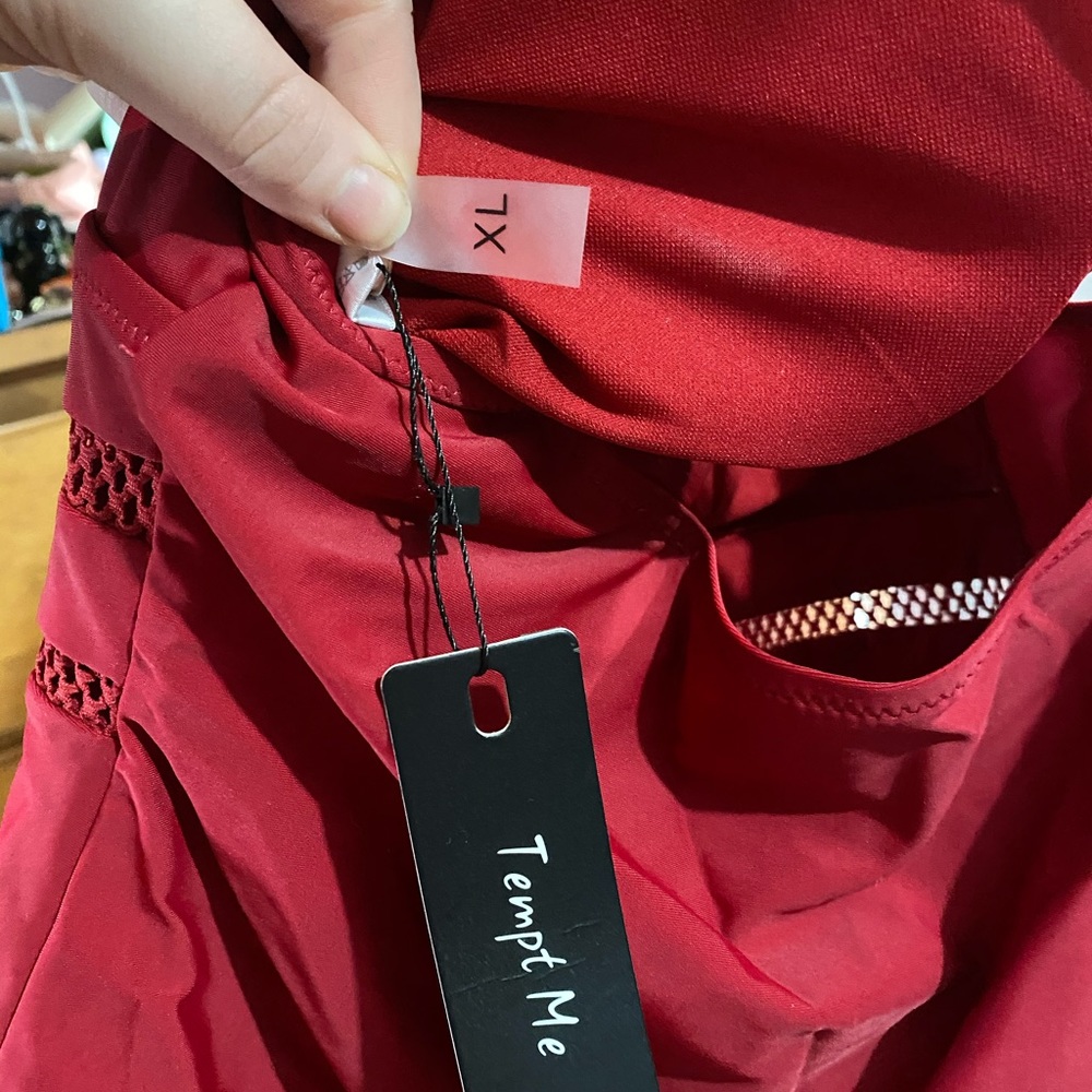NWT Red V-Neck Swimsuit - Picture 4 of 5
